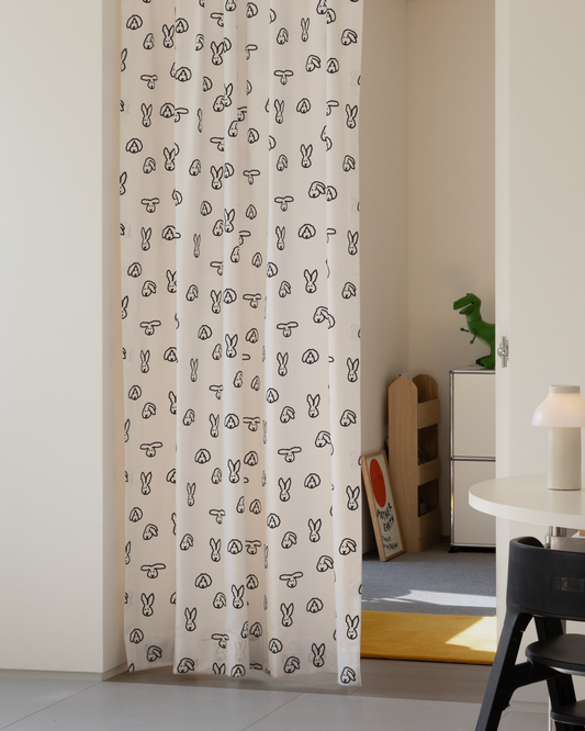 BUNNY BUNNY CURTAIN