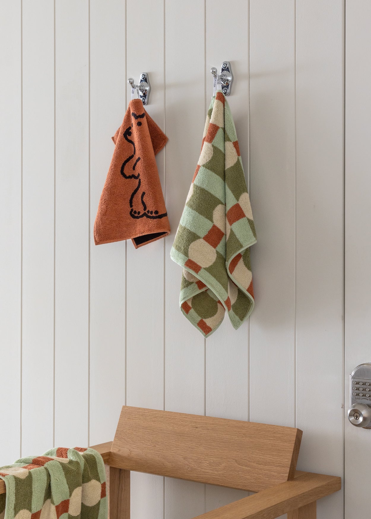 DOT CHECK FACE TOWEL - CREAM ON MINT