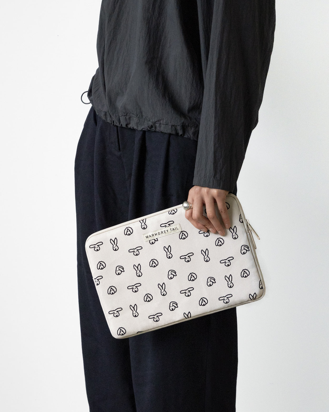 LAPTOP/TABLET POUCH - BUNNY BUNNY