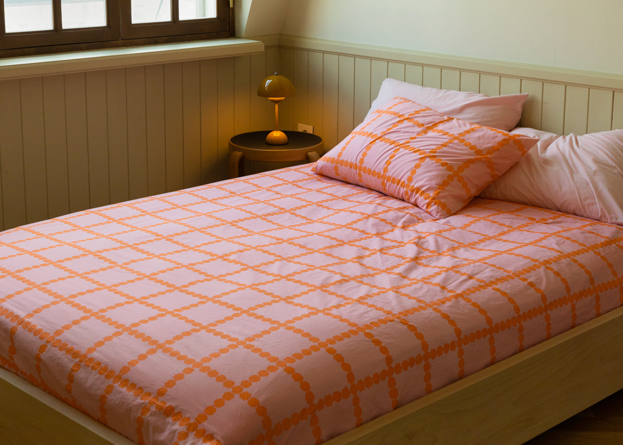 BLOSSOM CHECK - CORAL FITTED SHEET