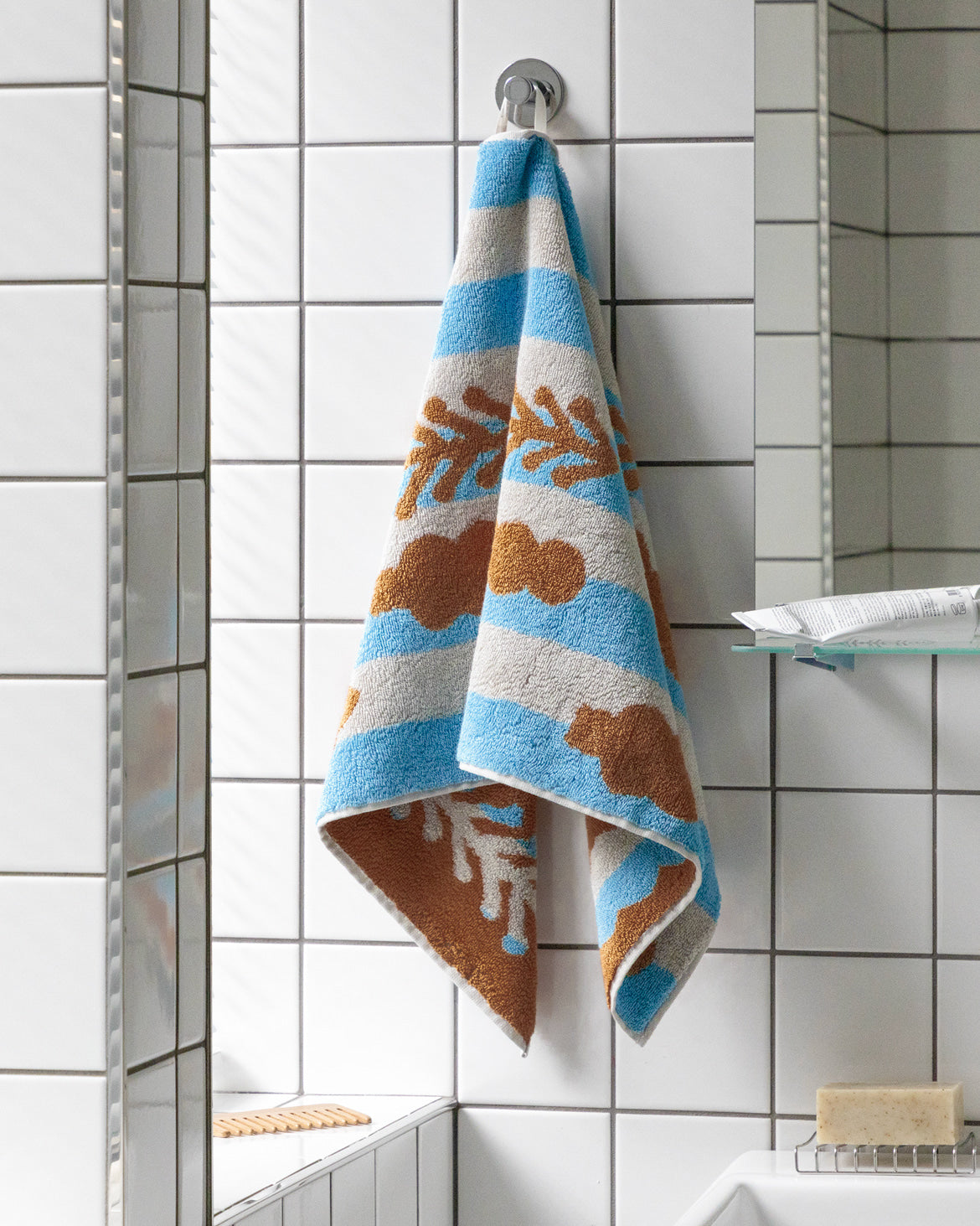 TREES FACE TOWEL - BROWN