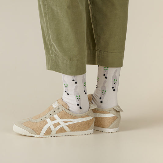 CAT COMING SOCKS - WHITE