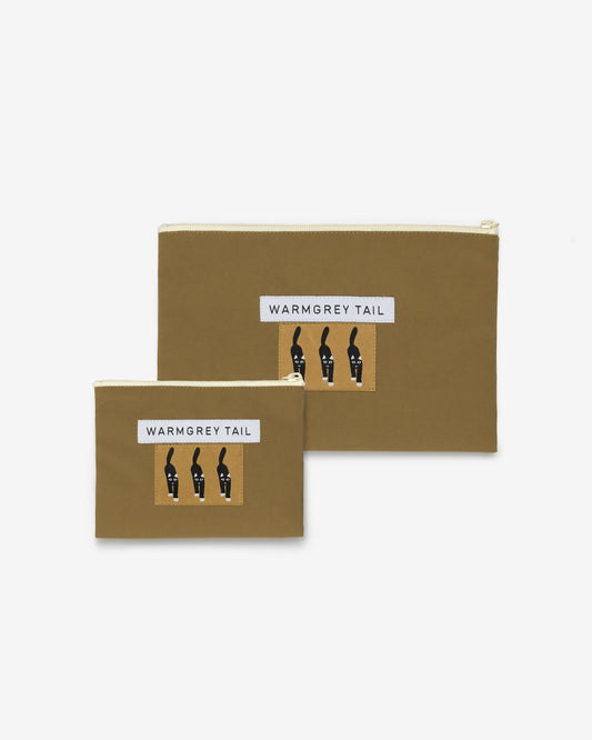 CAT COMING LABEL FLAT POUCH - CAMEL (2size)