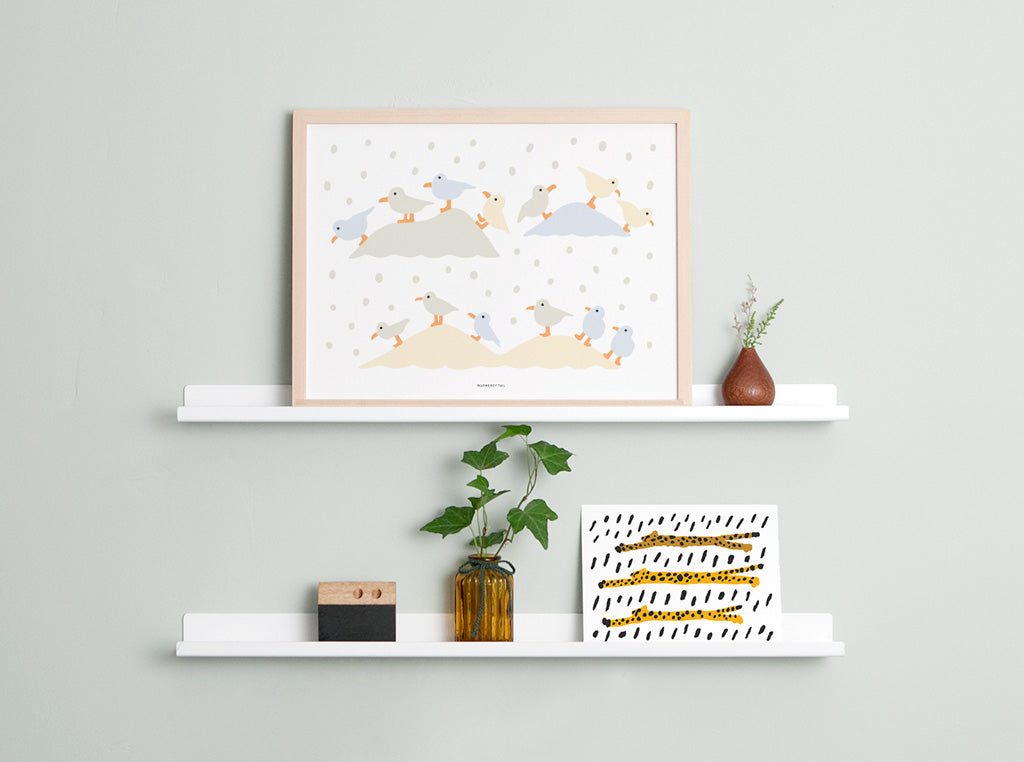 GULLS LANDING POSTER