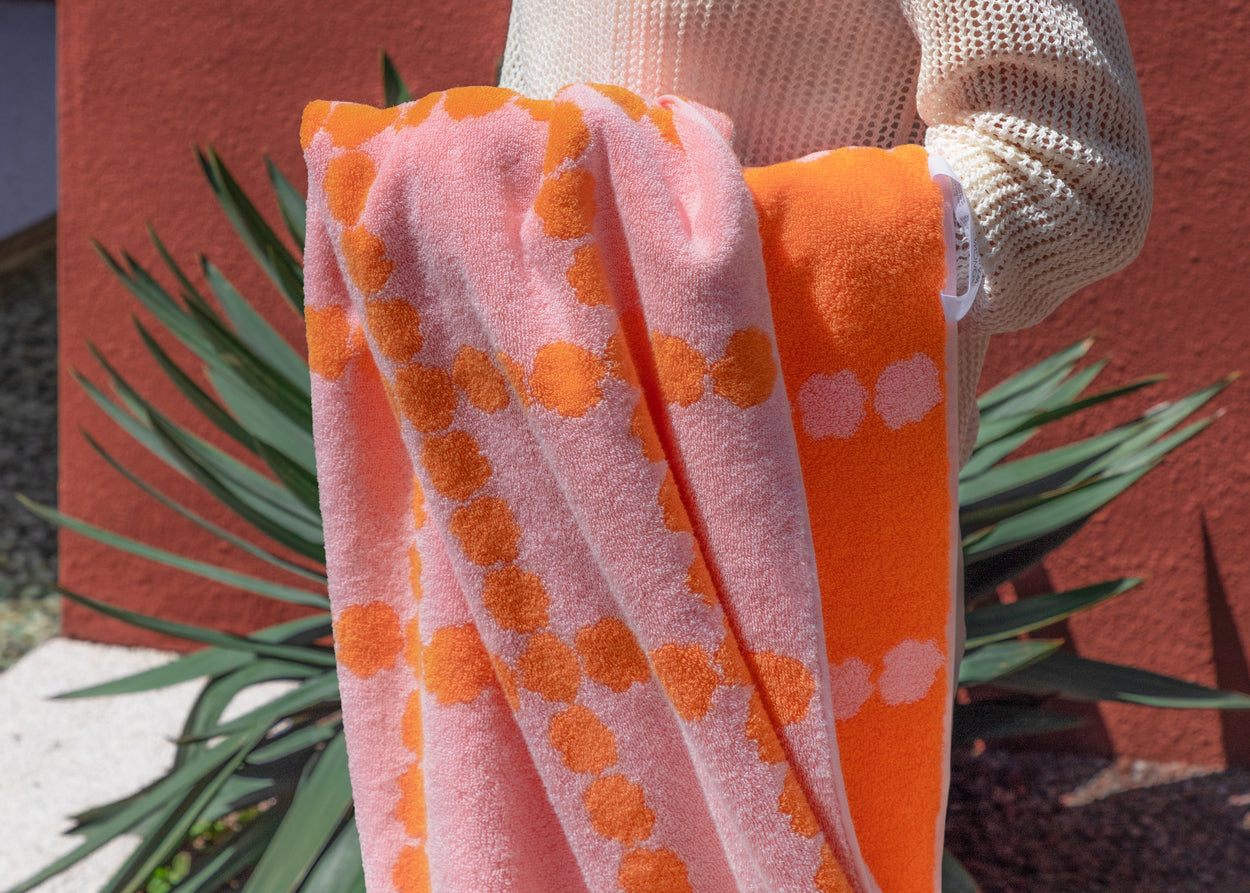 [BEACH & BATH] BLOSSOM CHECK BIG TOWEL - PINK