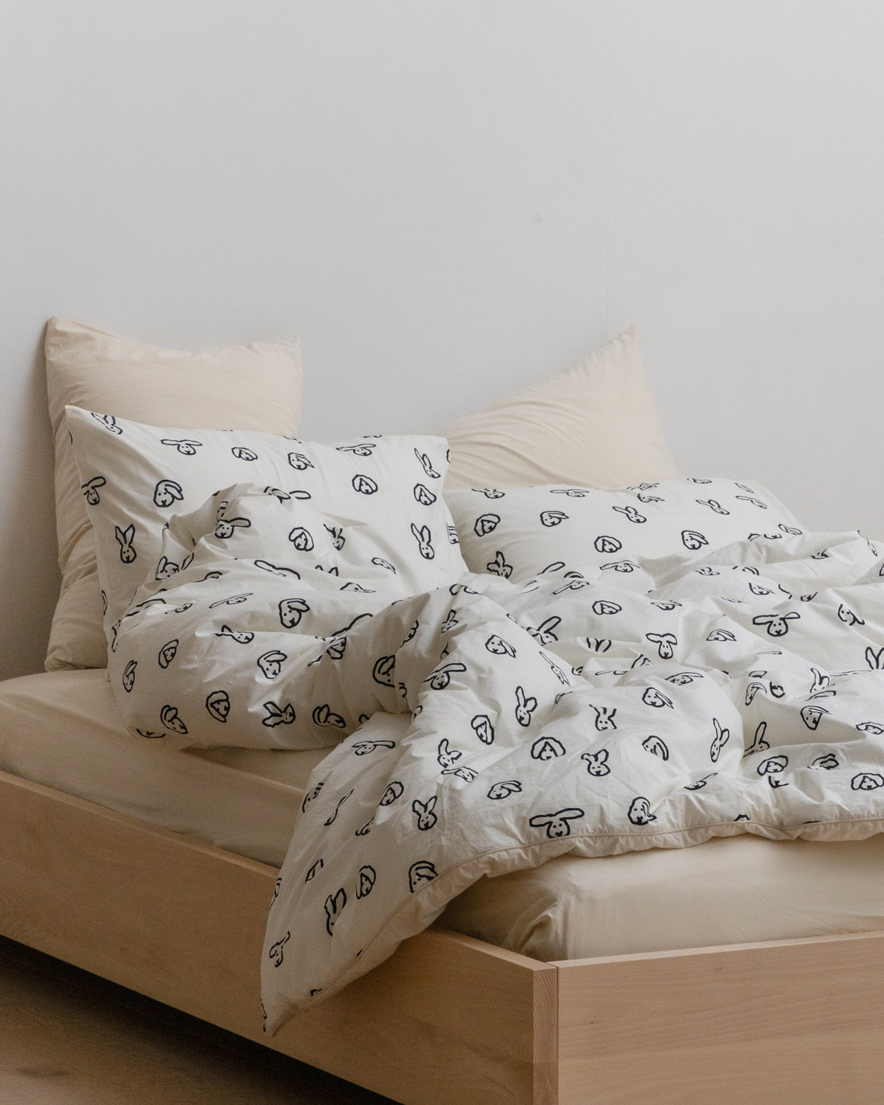 BUNNY BUNNY COMFORTER