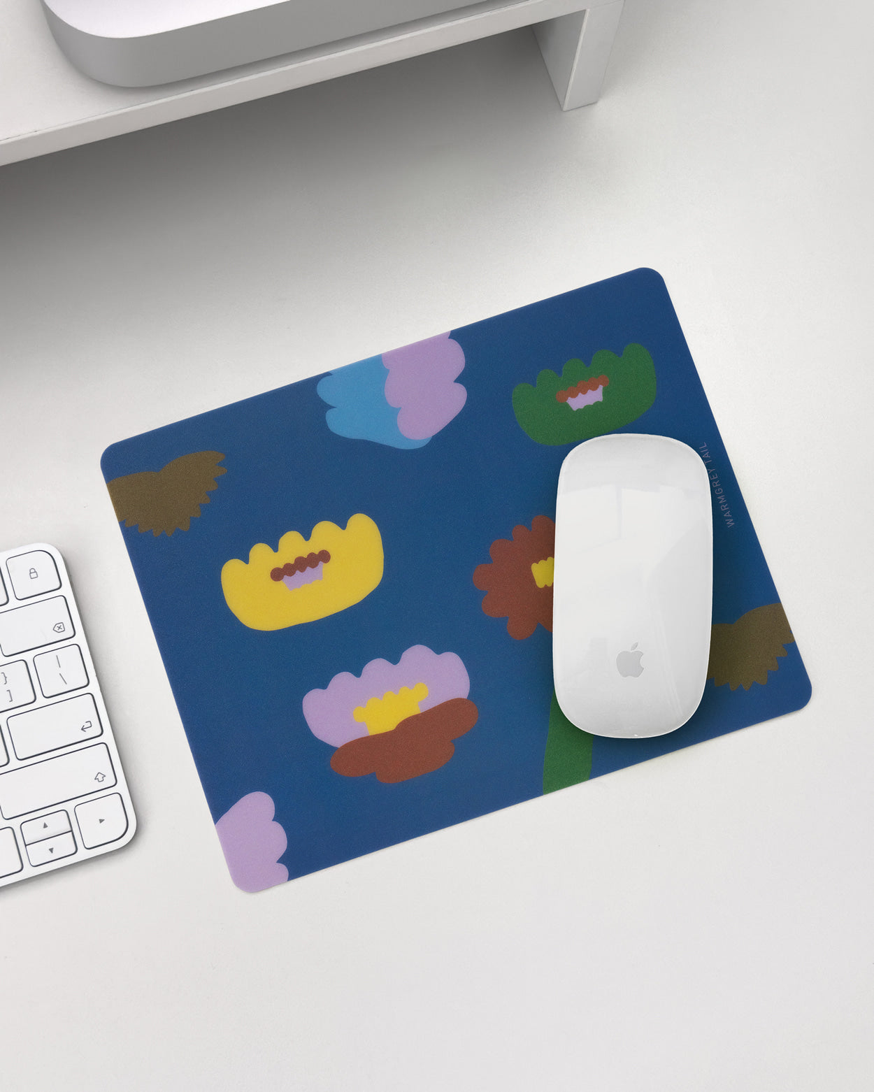 FLOWERS MOUSE PAD