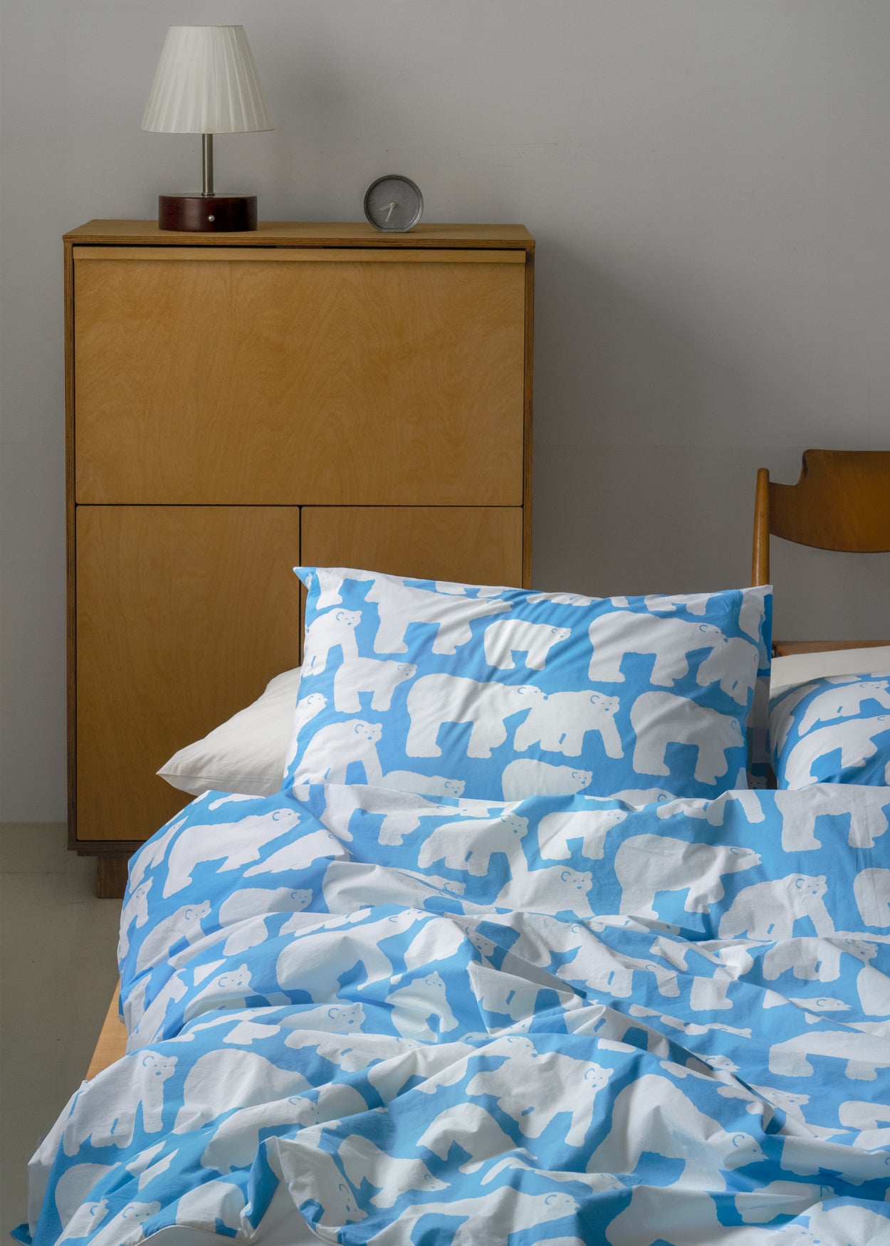 POLAR BEARS BLUE PILLOW CASE (2size)