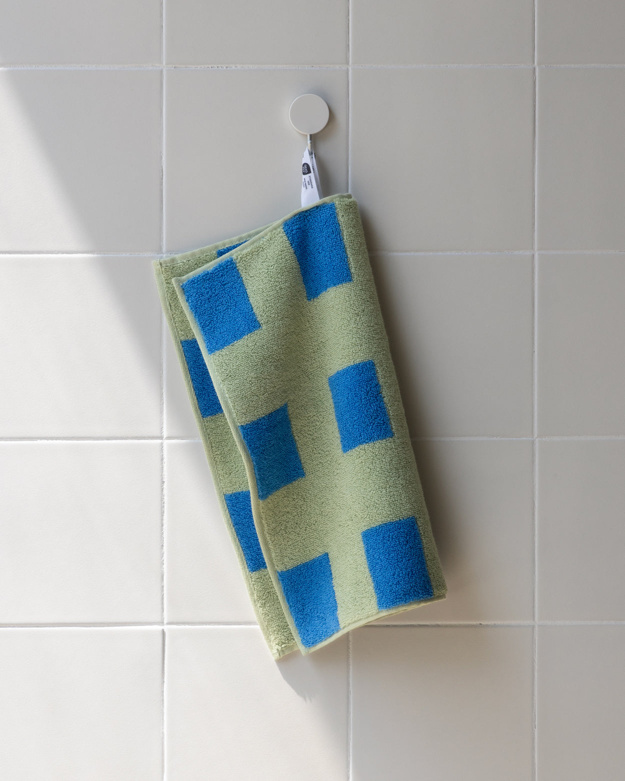 BUILDING HAND TOWEL - BLUESKY