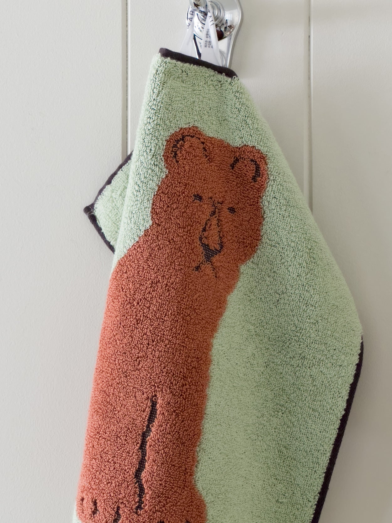 LIONESS HAND TOWEL - MINT