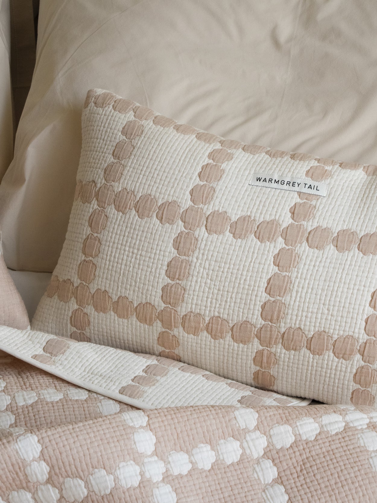 BLOSSOM CHECK COTTON MODAL BLANKET - BEIGE (2size)