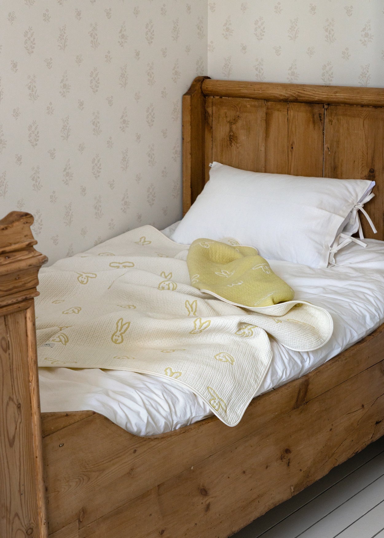 BUNNY BUNNY COTTON MODAL BLANKET - SOFT YELLOW