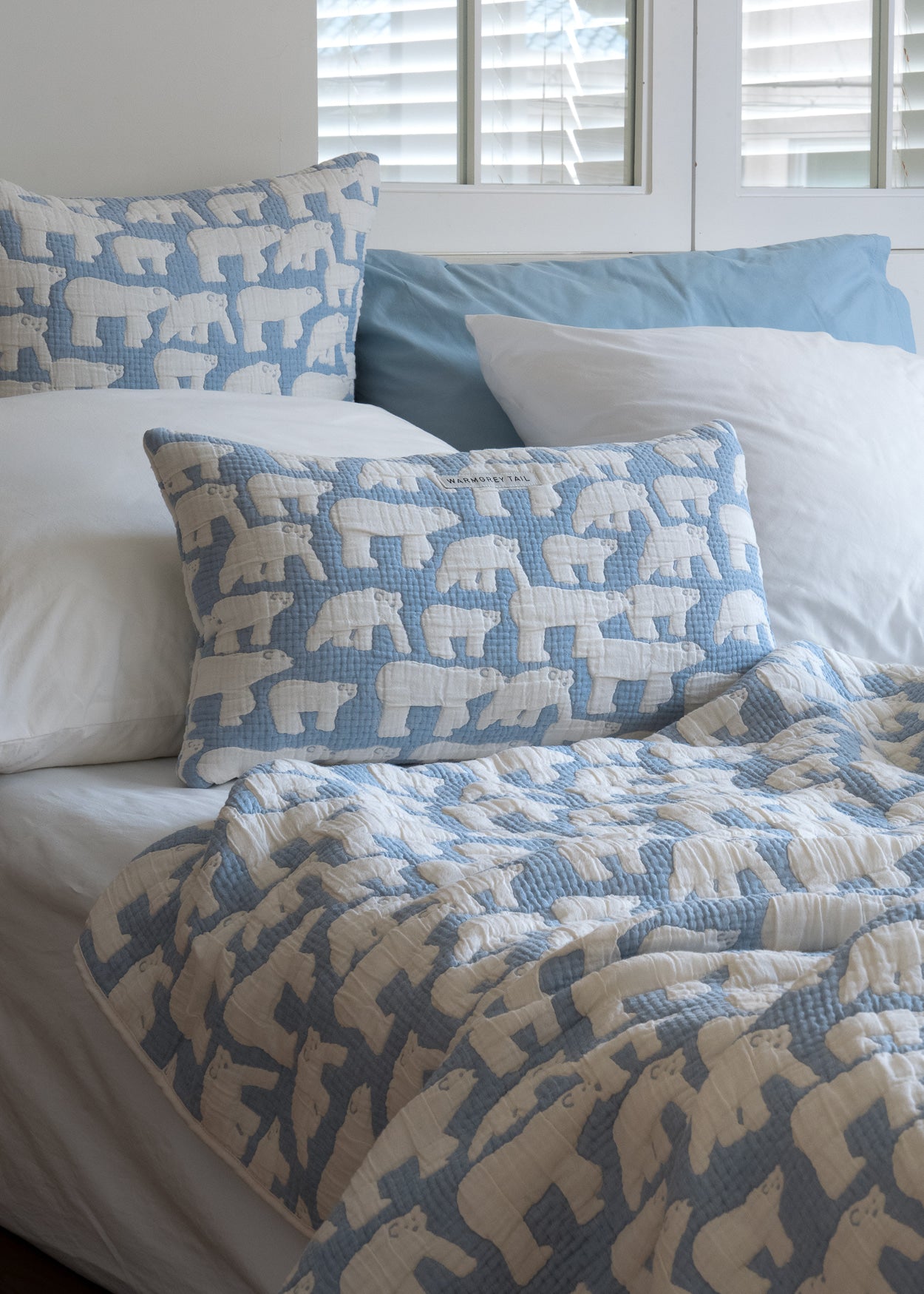 POLAR BEARS CUSHION COVER 3050 - BLUE