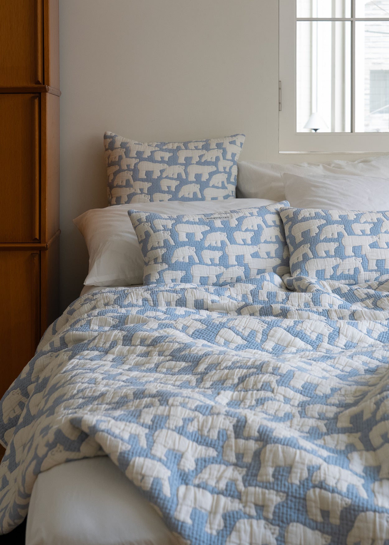 POLAR BEARS CUSHION COVER 3050 - BLUE