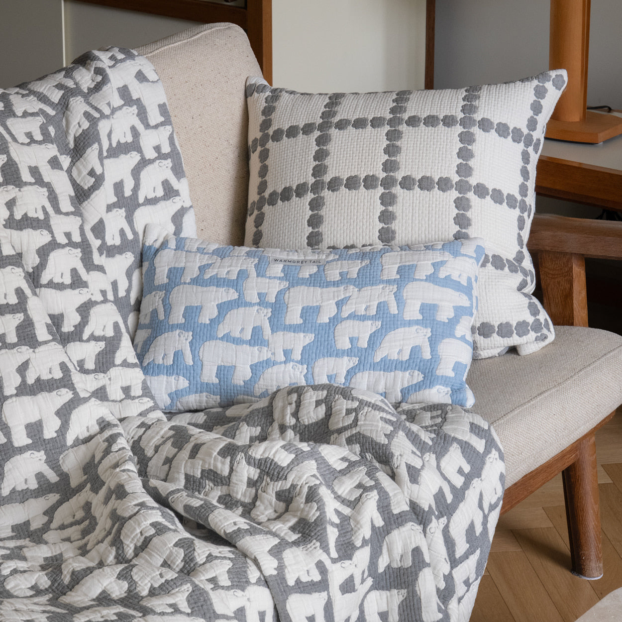 POLAR BEARS CUSHION COVER 3050 - BLUE