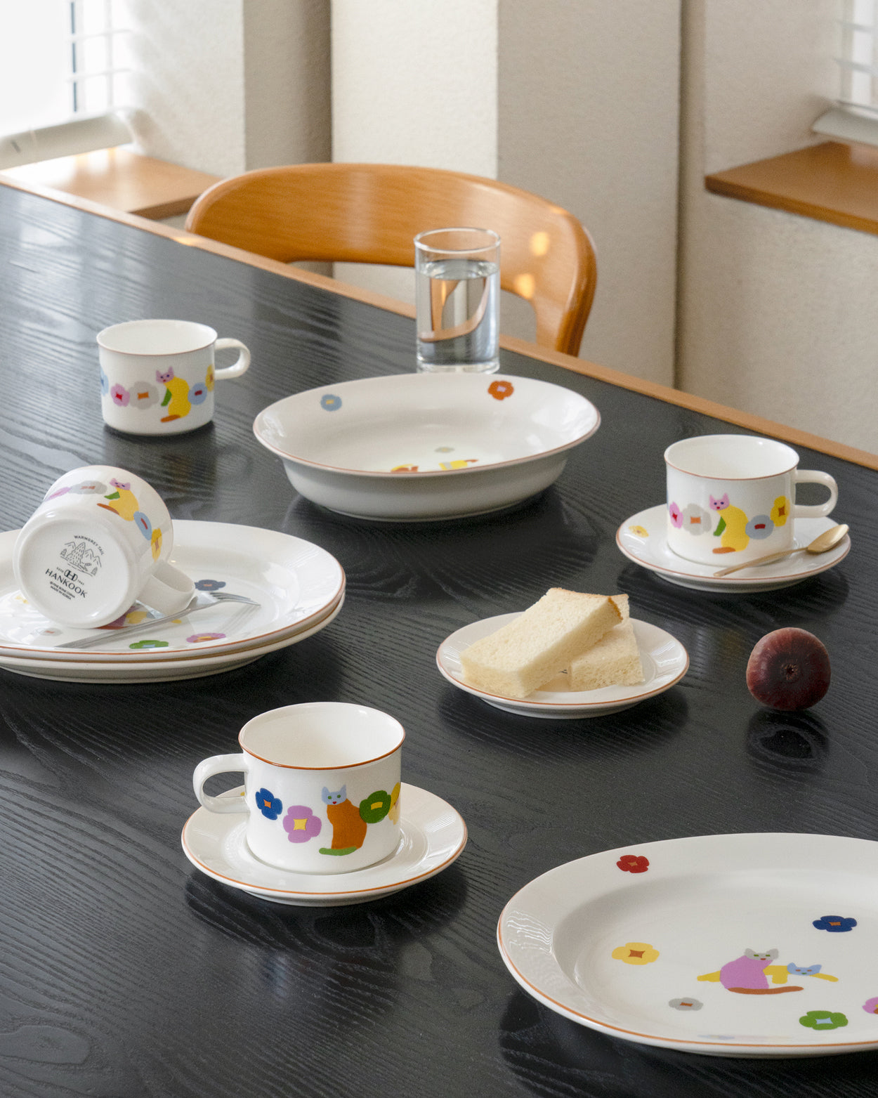 CATS & FLOWERS MUG & SAUCER