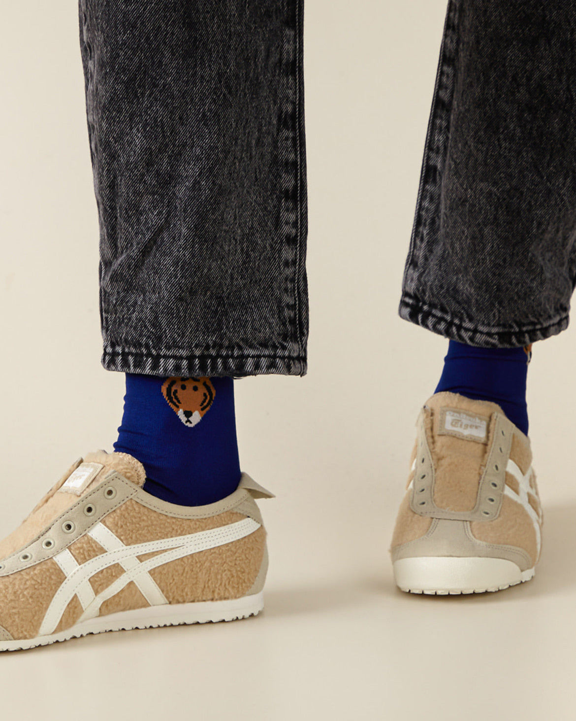 MEET TIGER SOCKS - BLUE