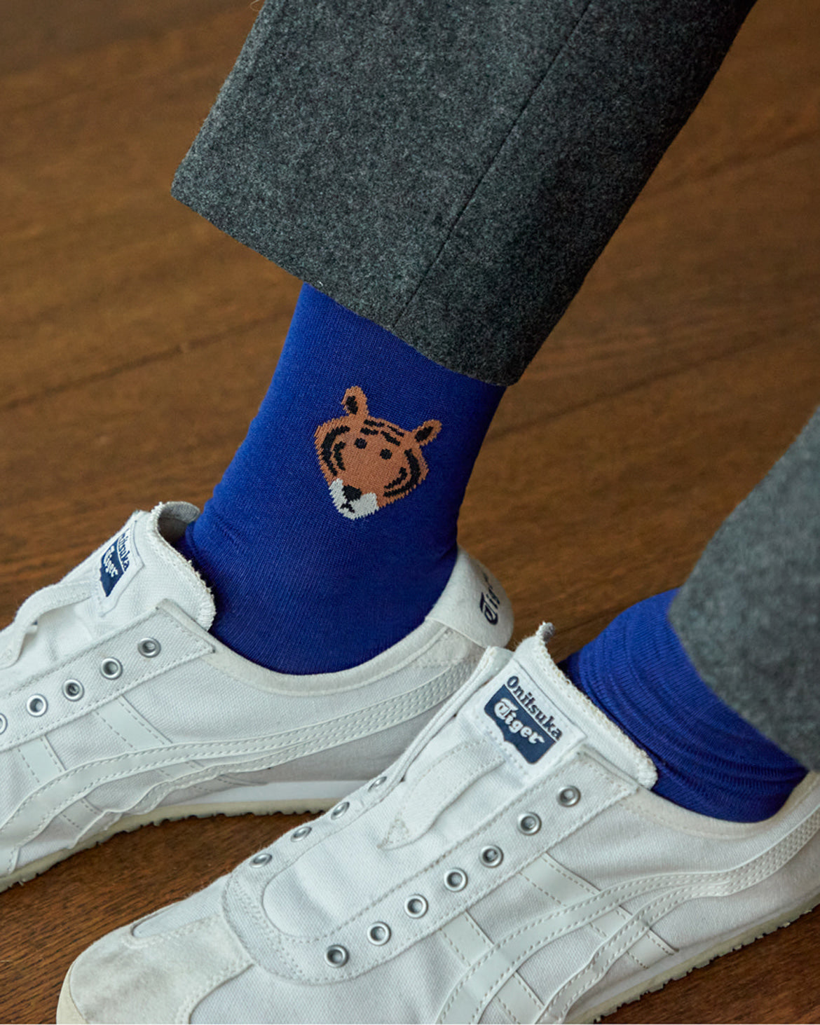 MEET TIGER SOCKS - BLUE