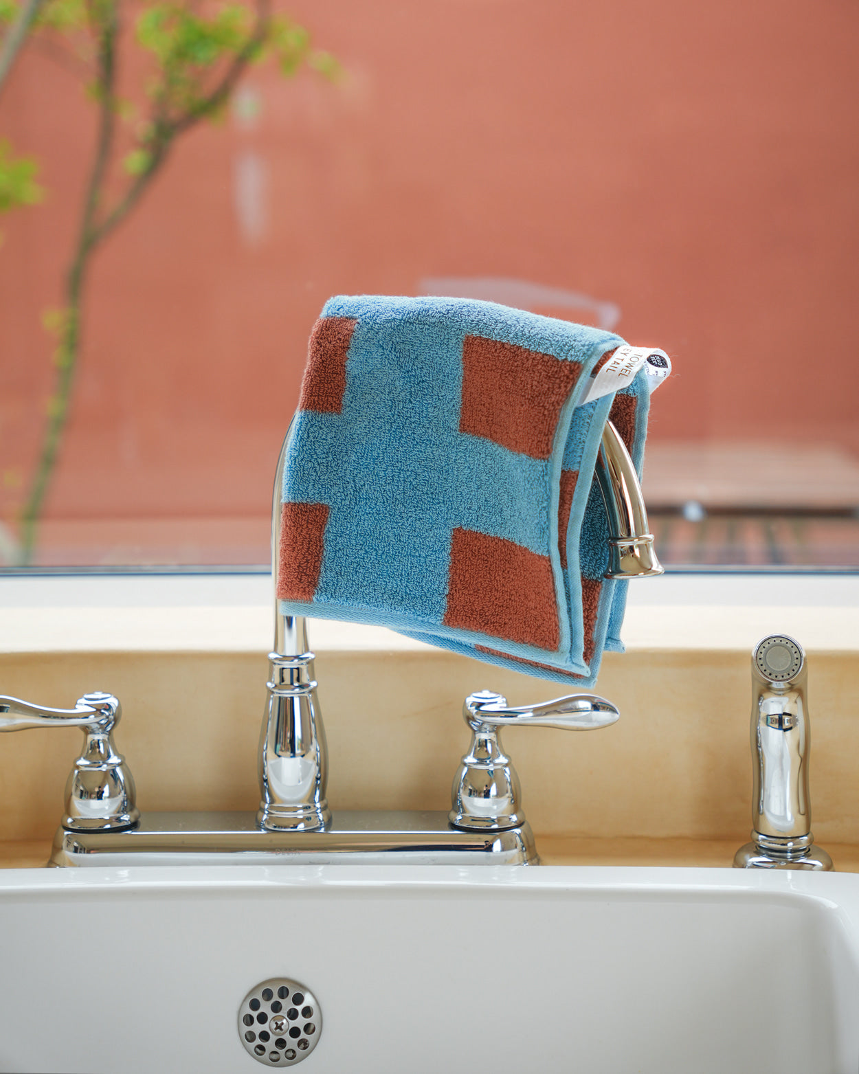 BUILDING HAND TOWEL - SUNSET