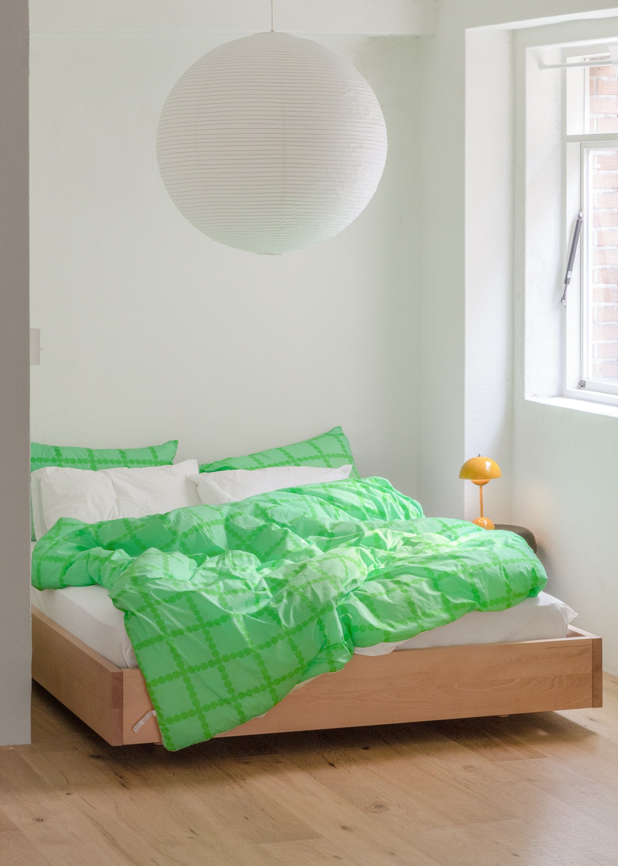 BLOSSOM CHECK MELON SODA COMFORTER
