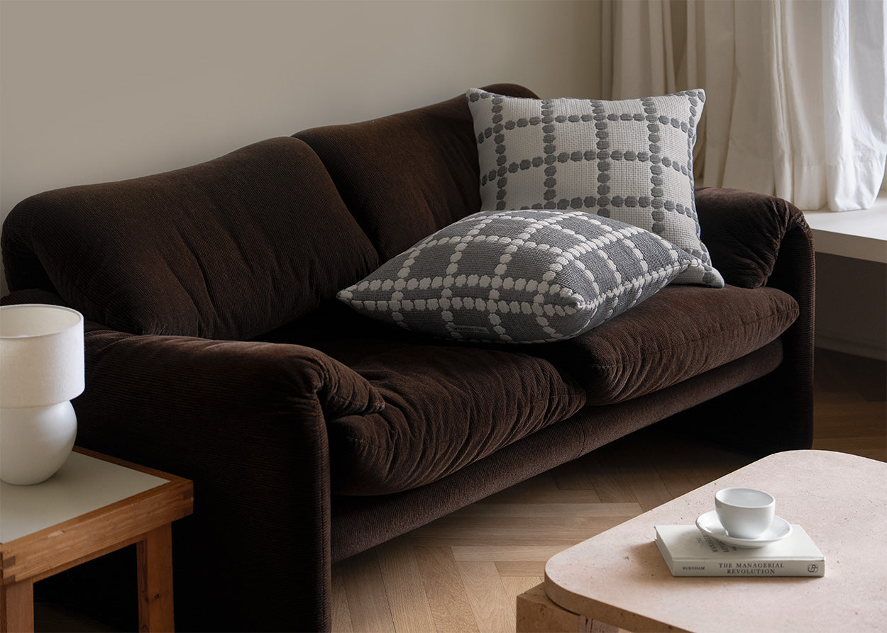BLOSSOM CHECK CUSHION COVER 5050 - WARMGREY (2colors)