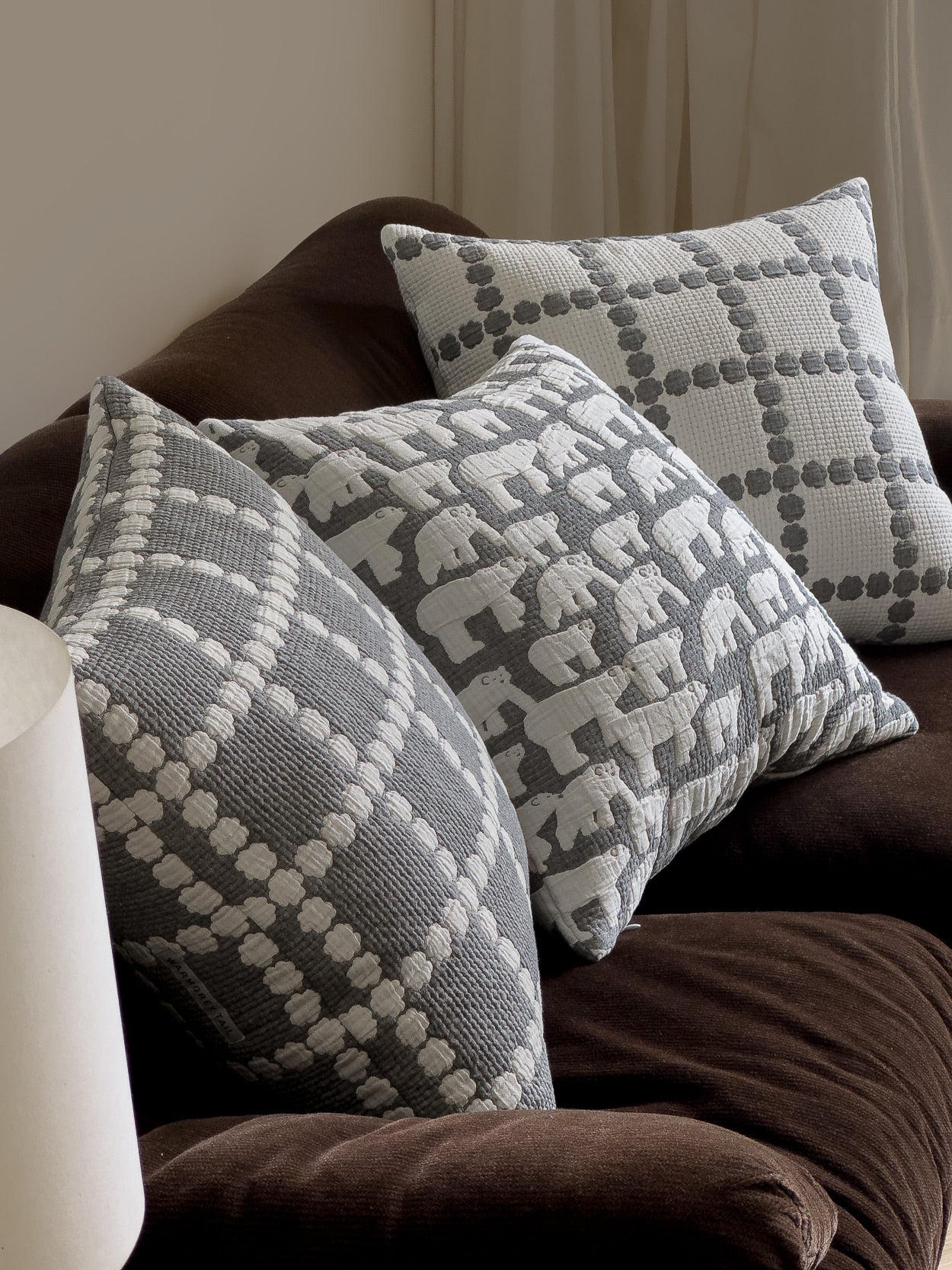BLOSSOM CHECK CUSHION COVER 5050 - WARMGREY (2colors)