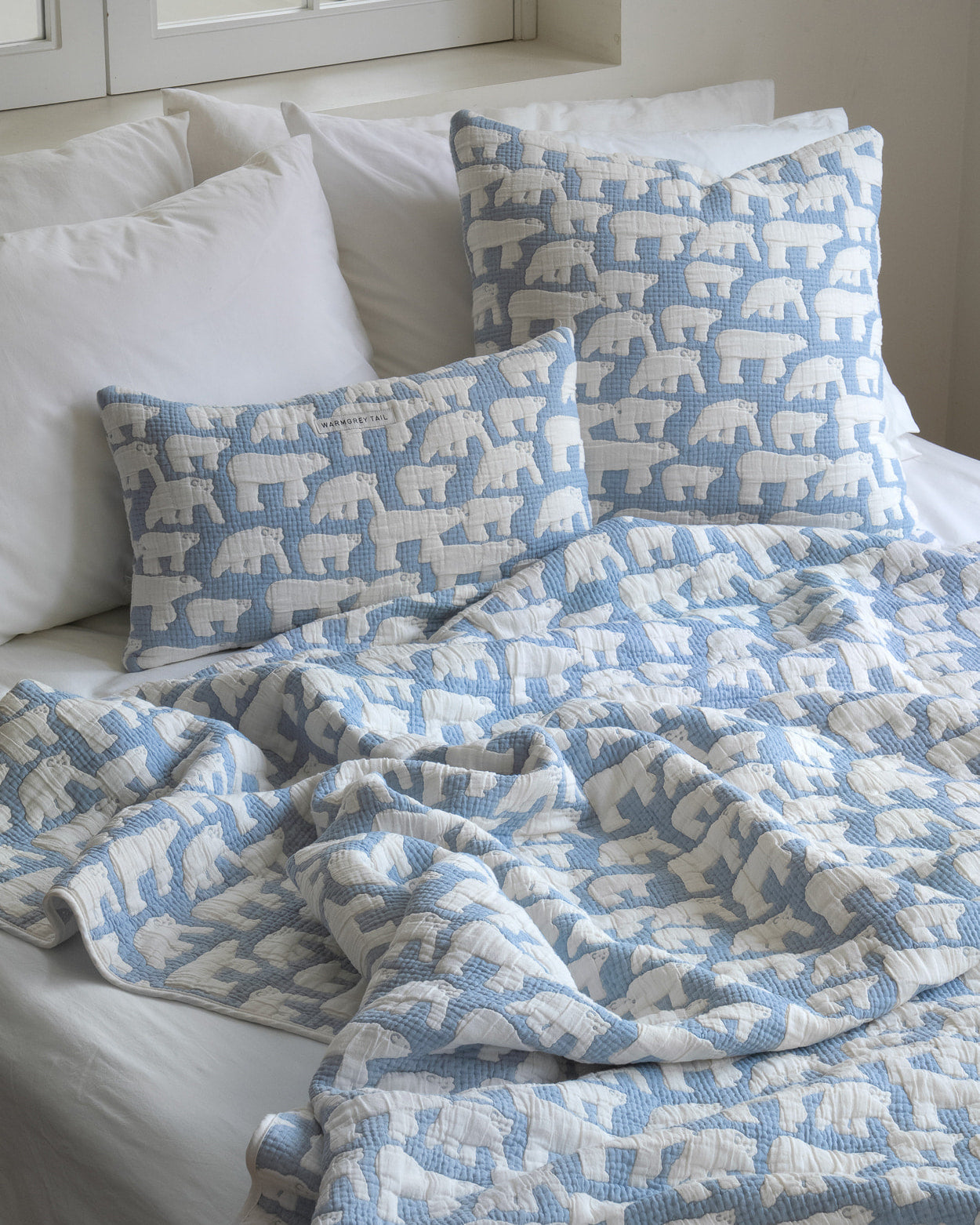 POLAR BEARS CUSHION COVER 5050 - BLUE