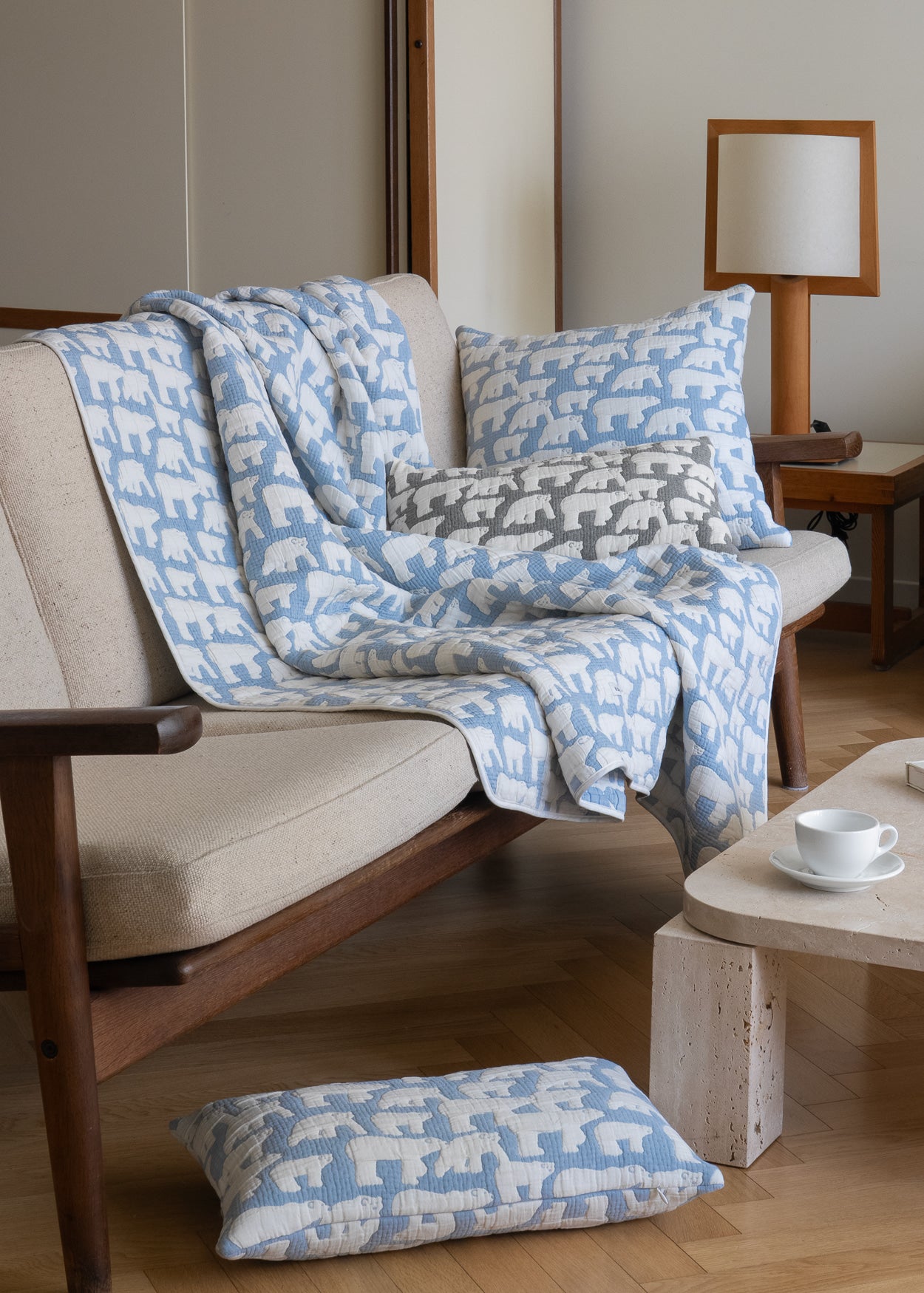 POLAR BEARS CUSHION COVER 5050 - BLUE