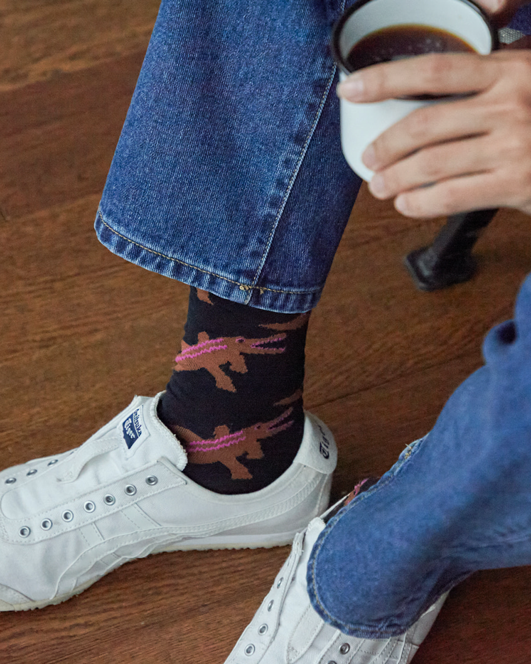 CROCODILE SOCKS - BLACK