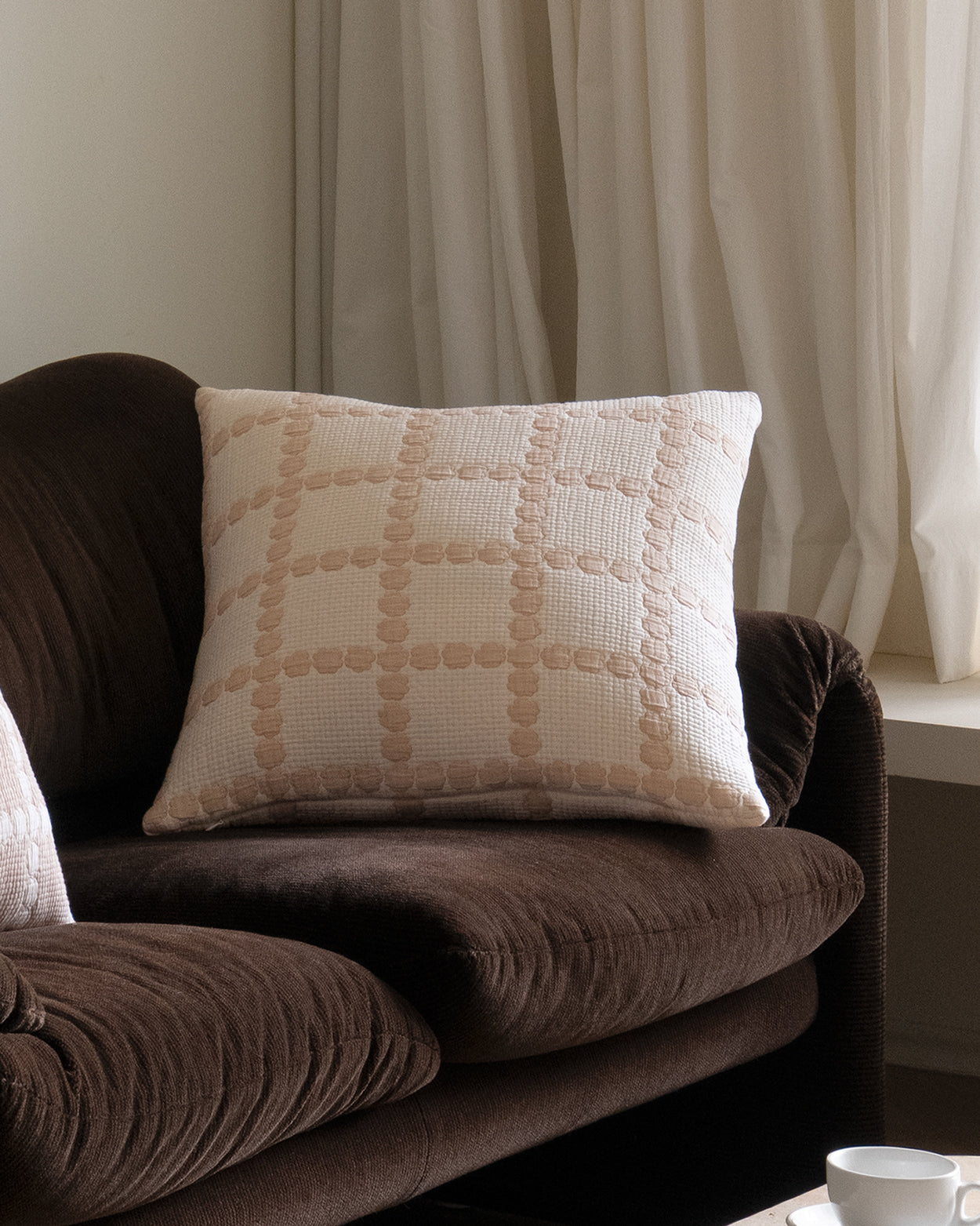 BLOSSOM CHECK CUSHION COVER 5050 - BEIGE (2colors)