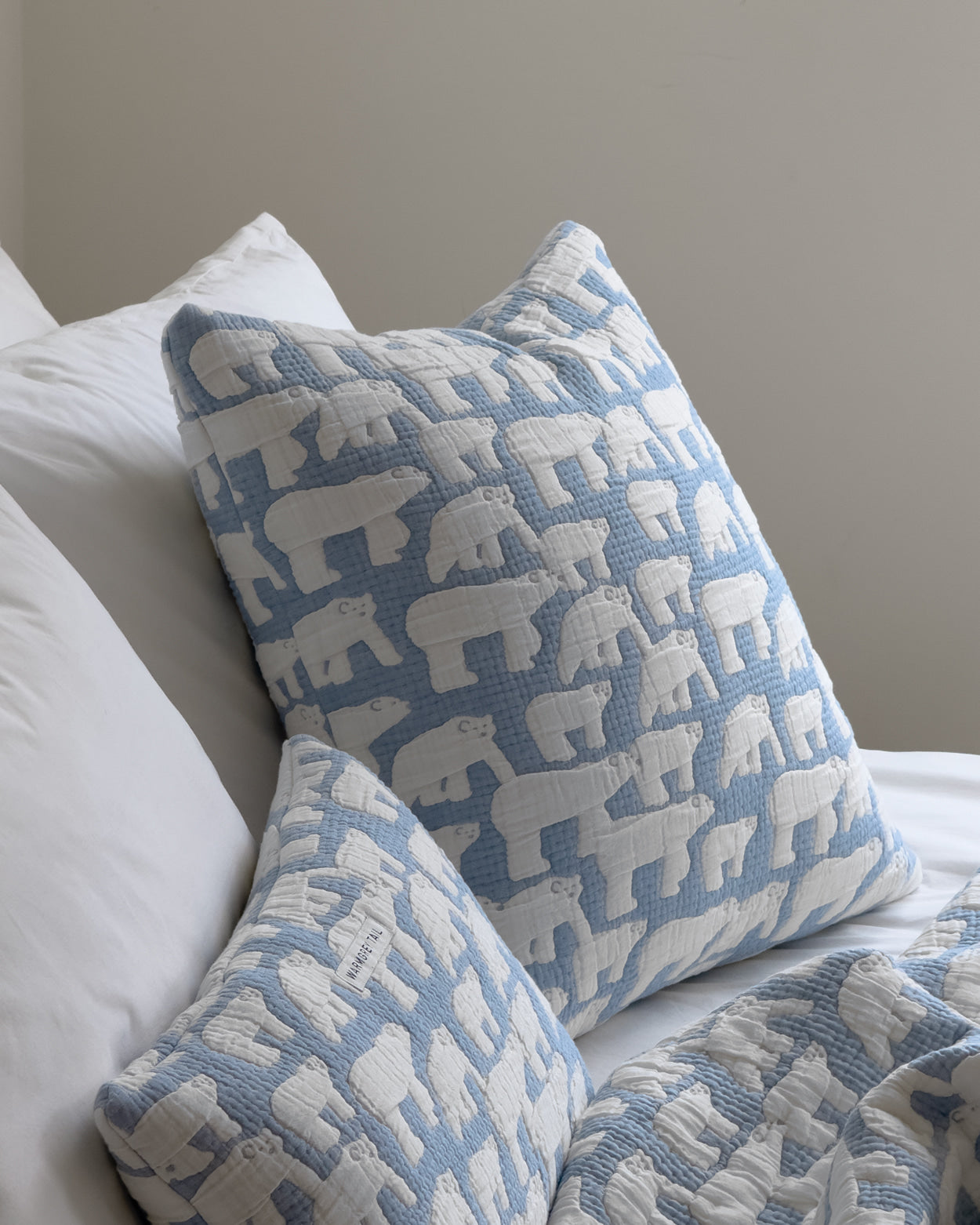 POLAR BEARS CUSHION COVER 3050 - BLUE