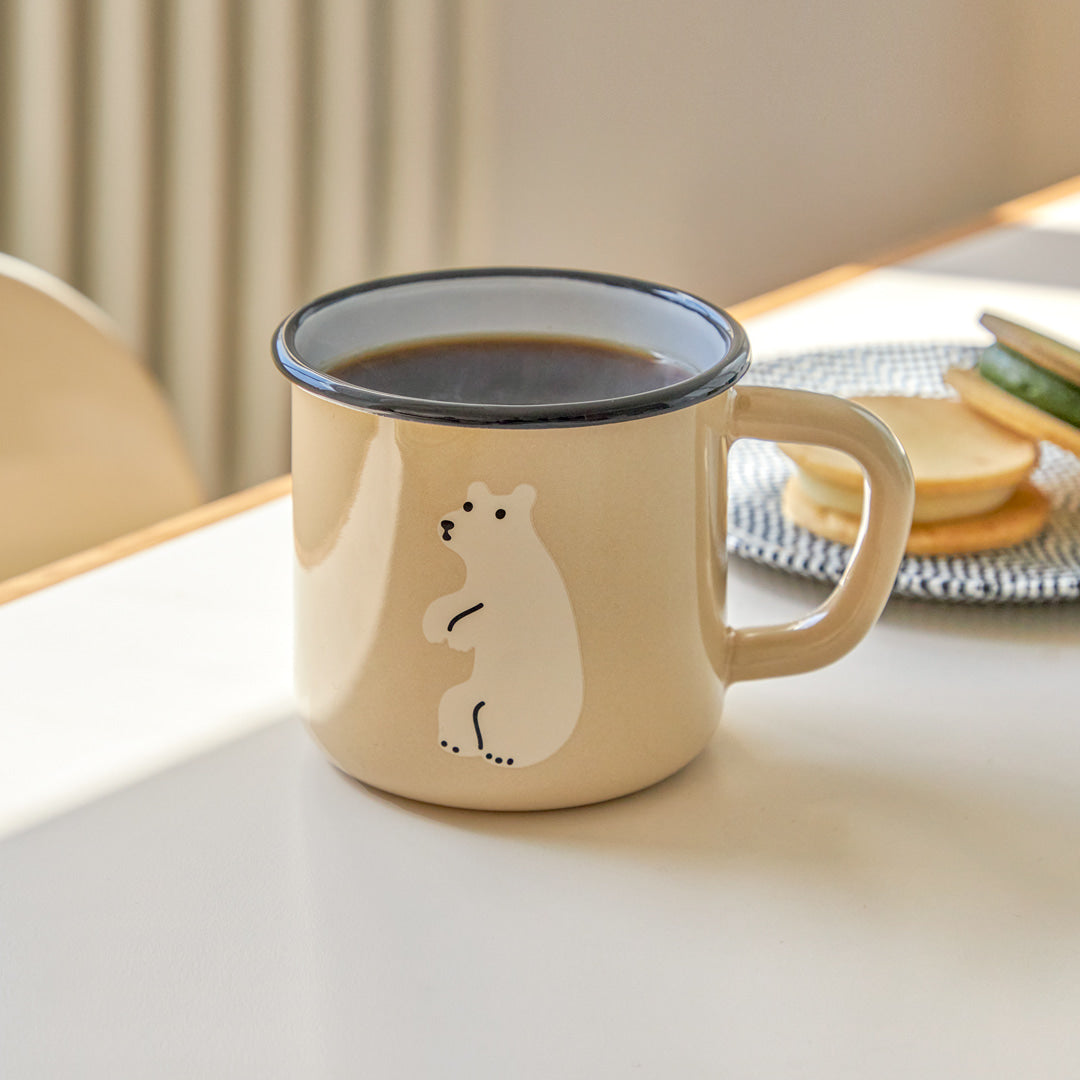 HUGGY BEAR BEIGE ENAMEL MUG CUP