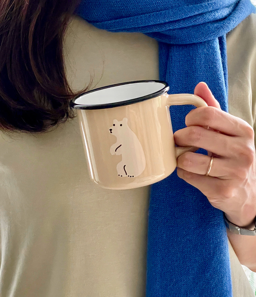 HUGGY BEAR BEIGE ENAMEL MUG CUP