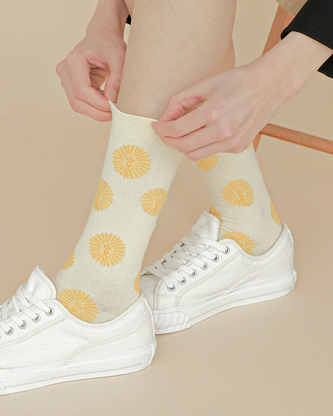 LION SOCKS - YELLOW