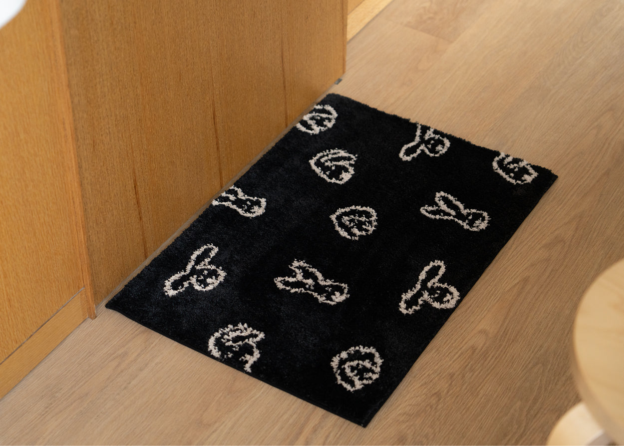 BUNNY BUNNY DOOR MAT - BLACK (65x45cm)
