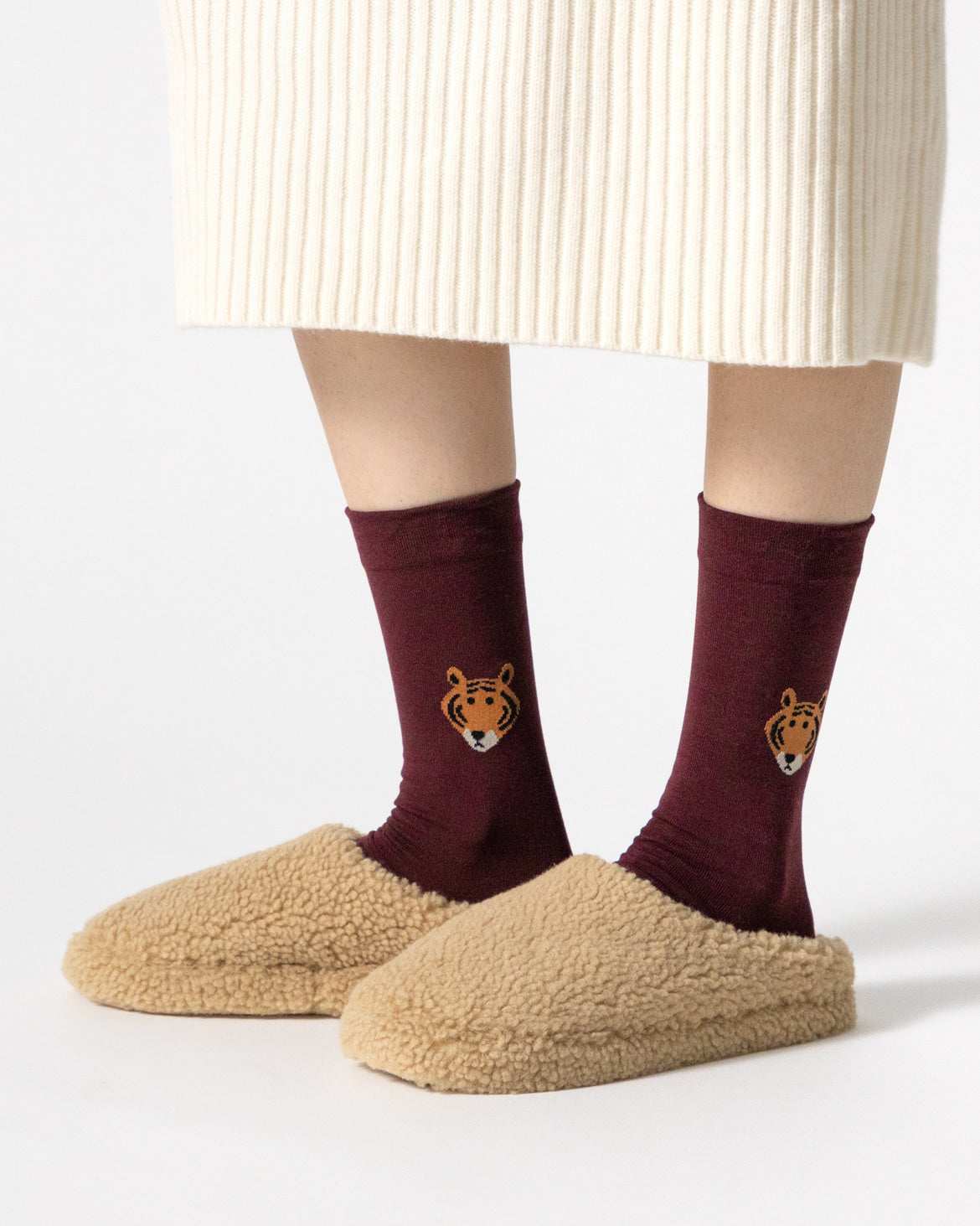 MEET TIGER SOCKS - BURGUNDY