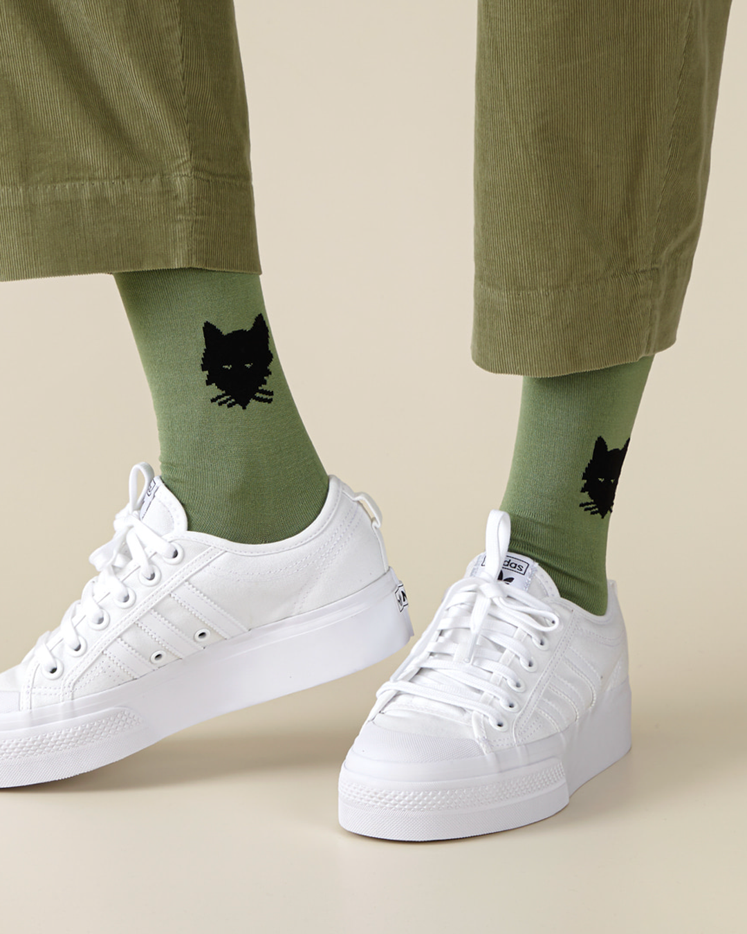 WOLF SOCKS - OLIVE
